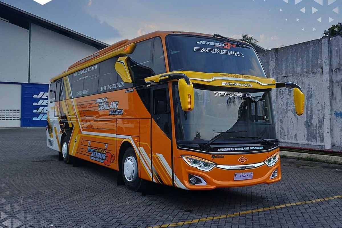 Bus Pariwisata Mewah