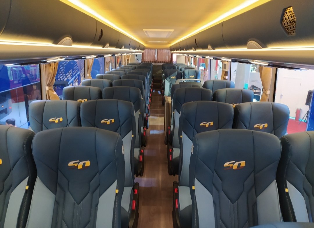Bus Juragan 6